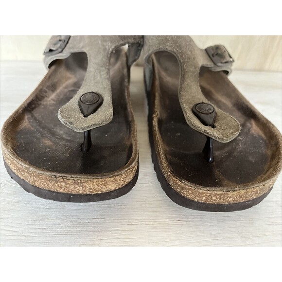 Birkenstock Womens Gizeh Size 38 US 7.5 approx shoe Sandal Cork Floor - Picture 3 of 14